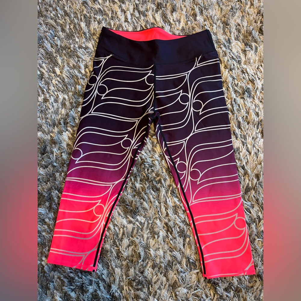 Fabletics, multicolor, capri style leggings